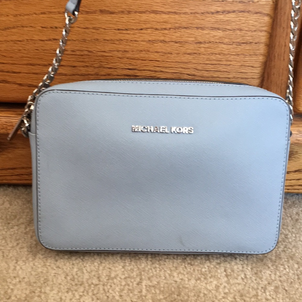 Michael Kors baby blue crossbody: jet set
